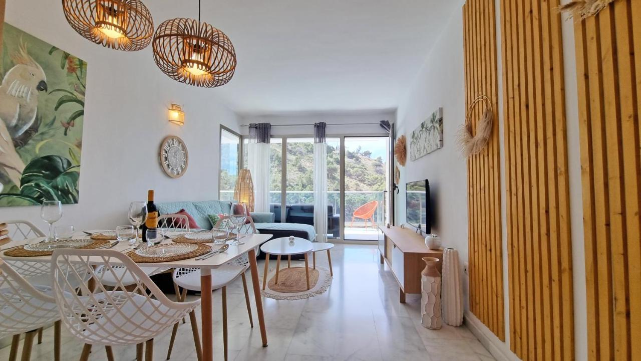 Skyline 6 Private Balcony, Sunny Year Round, With Views Appartement